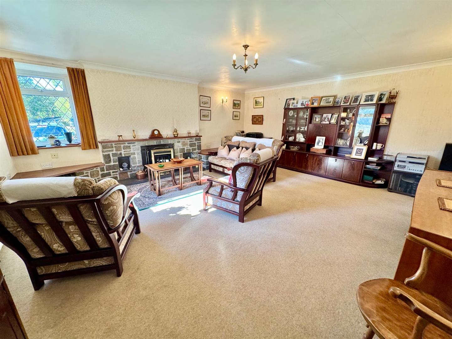 PHOTO-2025-10-16-14-22-12 (10).jpg